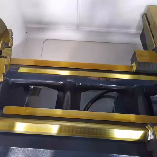 横型 CNC フラット ベッド/傾斜ベッド精密金属旋盤機